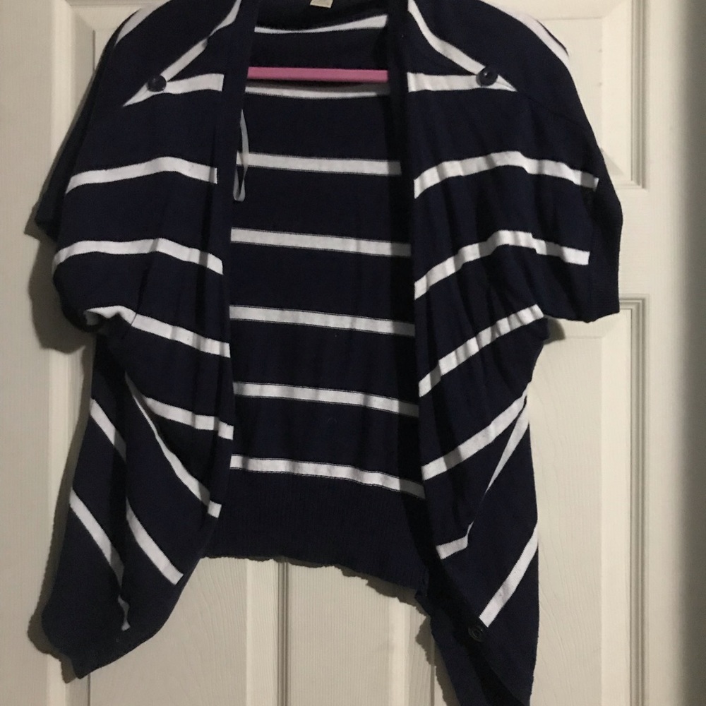 Short sleeve cardigan